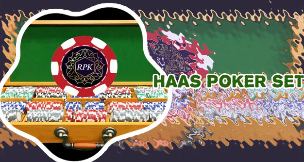 Poker chips luxury